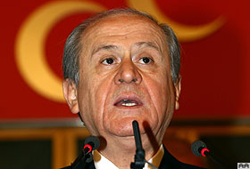 AKP MHP ile uzlaşı peşinde