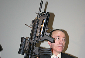 Türk askerine yerli Mehmetçik-1 tüfeği