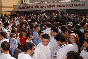 Okmeydanı Hastanesi doktoruna saldırı