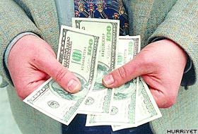 DB’den 4 yılda 6.5 milyar dolar gelecek