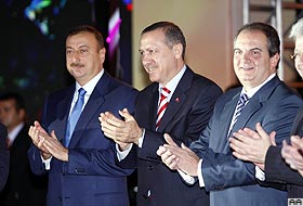 Türk-Yunan doğalgaz boru hattı açıldı