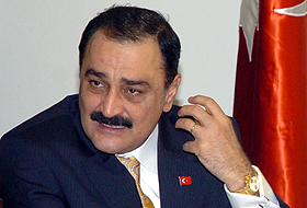 Aygün ve Kamhinin KKTC vatandaşlığı iptal