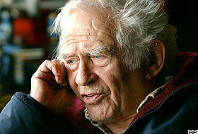 ABDli yazar Norman Mailer öldü
