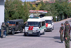 Hakkaride çifte pusu: 12 şehit, 33 yaralı