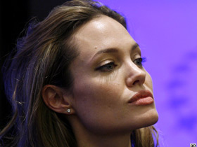 Angelina Jolie Eastwood filminde