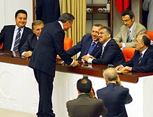 Köksal Toptan kimdir