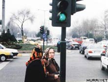 Bazı yollar trafiğe kapatılıyor