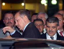 Ankarada patlama: 6 ölü, 79 yaralı