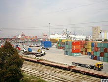 İzmir Limanına 1.2 milyar dolar verildi