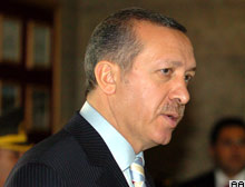 Yaklaşık 2 milyon kişi istihdam edildi