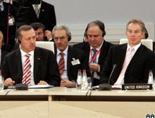 Erdoğan Bush ve Blair ile görüştü