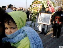 Sinagog saldırısında ölenler anıldı