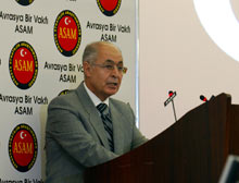 Sezer Orhan Pamuku kutlamadı
