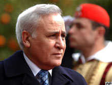 Moşe Katsav köşeye sıkıştı