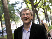 Orhan Pamuk Fransayı eleştirdi