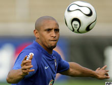 Roberto Carlos: Madridde kalıyorum