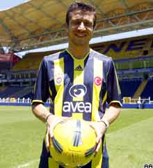 Tümer ile Fenerbahçe imzaladı