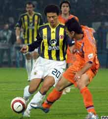 Erciyes maçında Alex oynuyor