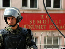 Şemdinlide gergin gün