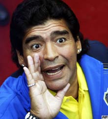 Maradonanın Ferrarisine 140 bin dolar