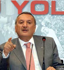 Ağardan Diyarbakır gezisine eleştiri