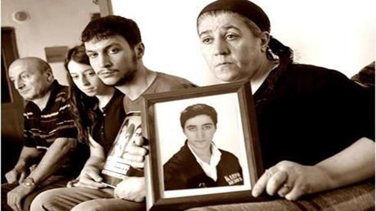 Mehmet Ayvalıtaşın annesi hayatını kaybetti
