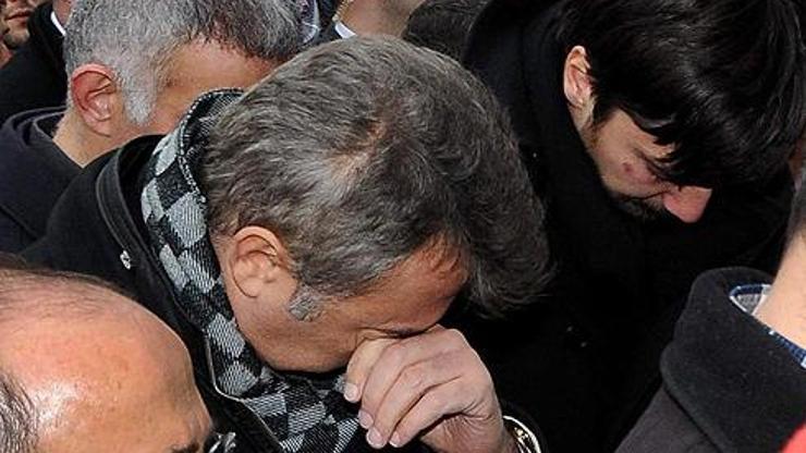 Fikret Orman gözyaşlarını tutamadı