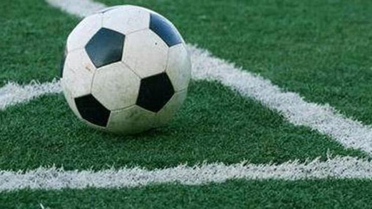 Kendi kalelerine 10 dakikada 8 gol attılar