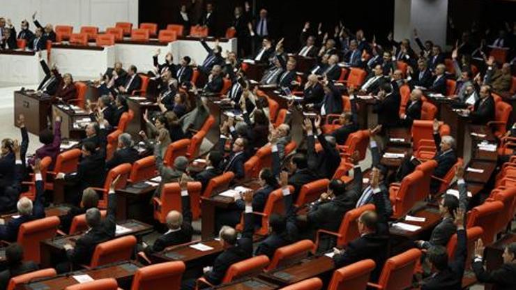 Demokratikleşme Paketi yasalaştı