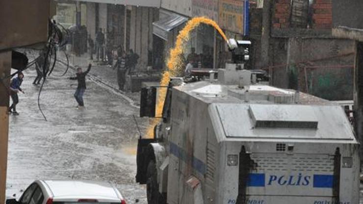 Polisten ilginç gaz bombası anonsu