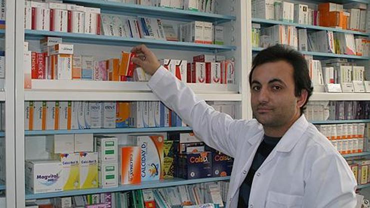 Eczaneden ilaç alırken kimlik göstermek şart olacak