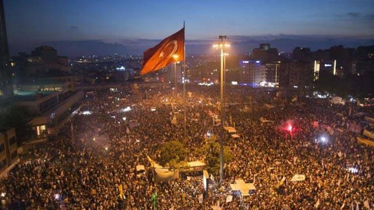 Gezi’ye 25 bin polis 50 TOMA