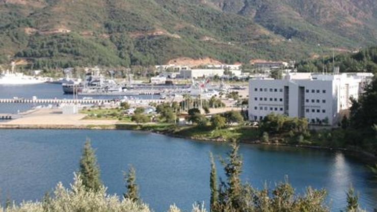 Marmariste askeri üste patlamada