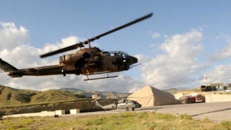 Licede askeri helikoptere ateş açıldı