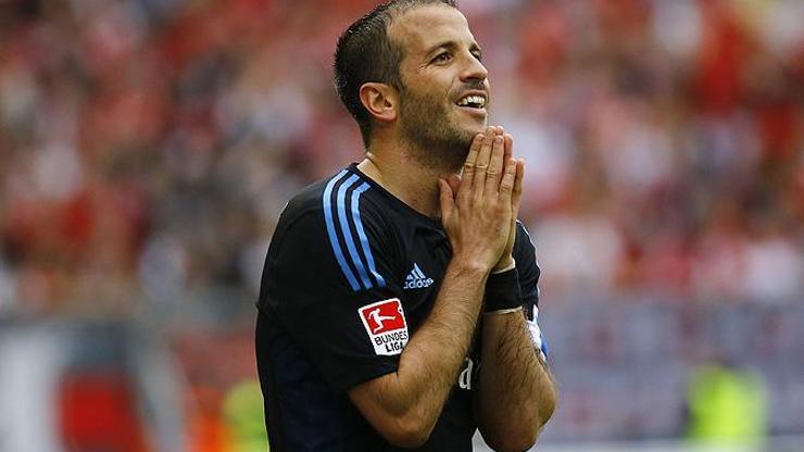 van der Vaart Hamburgta karar kıldı