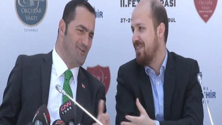 Bilal Erdoğanın sözleri mikrofona yansıdı