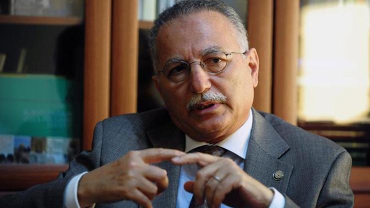 İhsanoğlu: Atatürkü inkar Türk tarihini inkardır