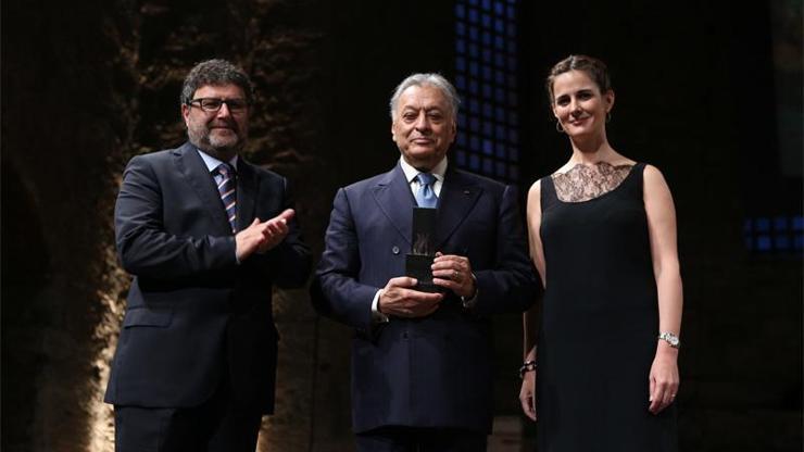 Zubin Mehtaya Yaşam Boyu Başarı Ödülü