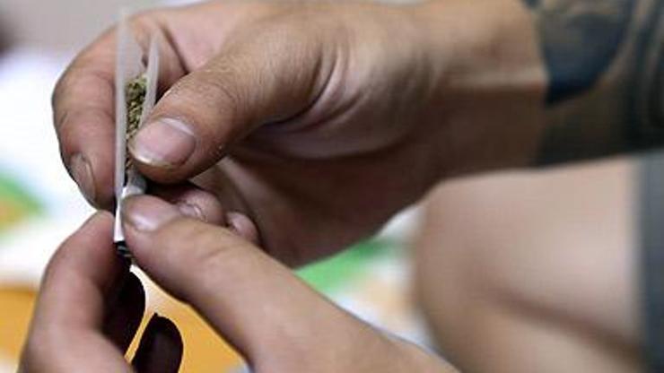 Uruguay 1 dolara marihuana satacak