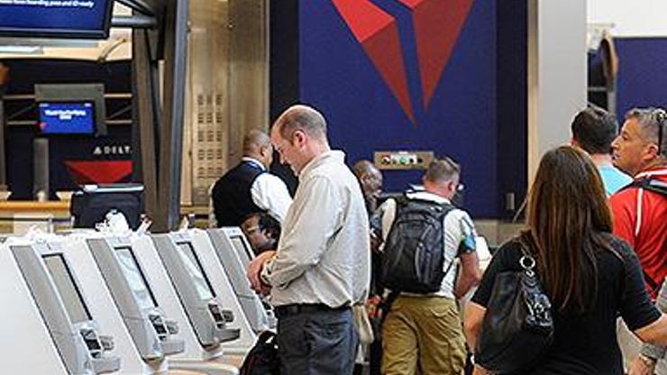 9 yaşındaki çocuk bilet almadan Las Vegasa uçtu