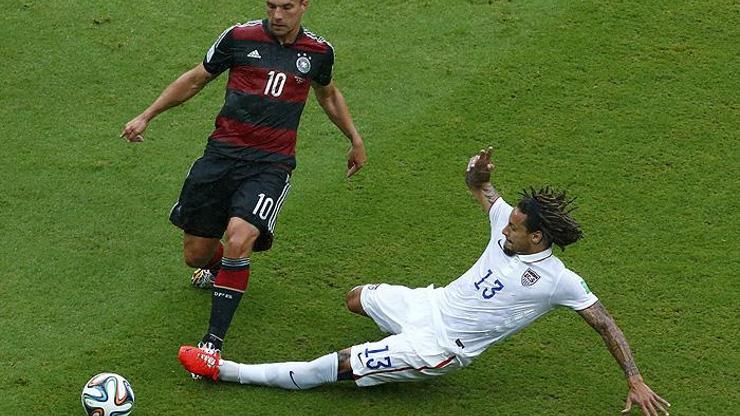 Podolski bir yere gitmiyor