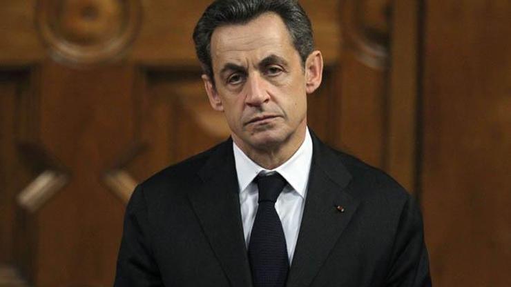 Eski Fransa Cumhurbaşkanı Sarkozy gözaltına alındı