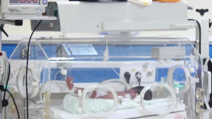 Çöpe bırakılan bebek koruma altında