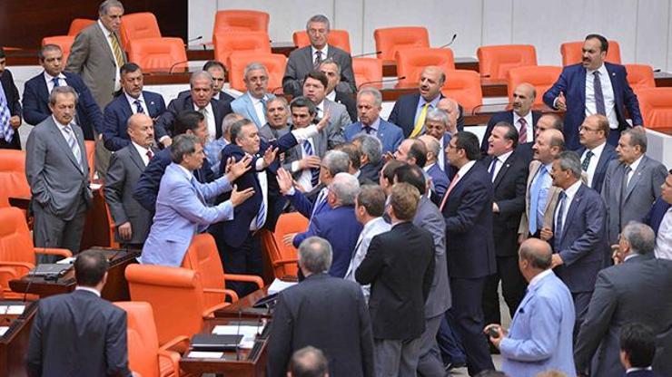 MHPli vekil Sinan Oğandan kavga sonrası şok tweet