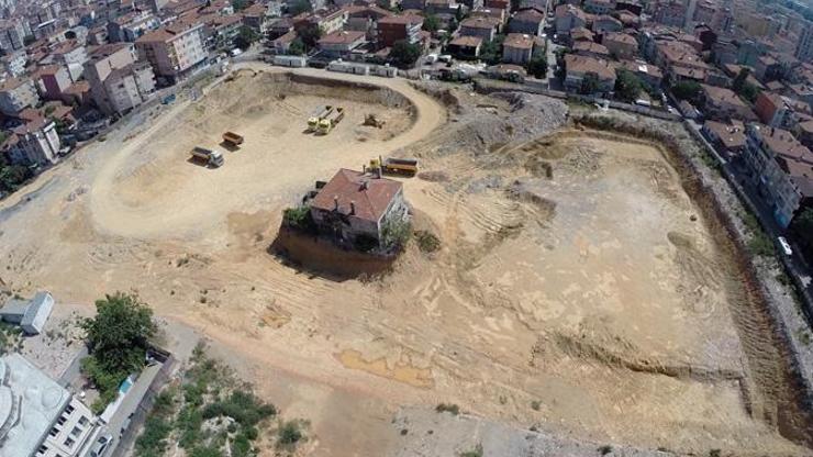 Fikirtepedeki o ev yıkıldı