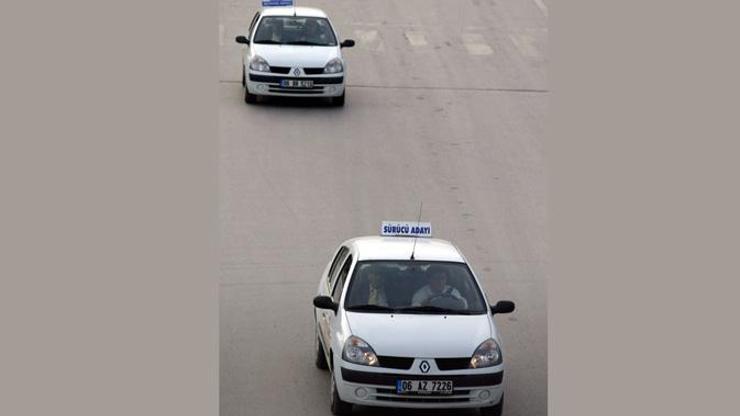Ehliyet alma oranı yüzde 95ten yüzde 60a düştü