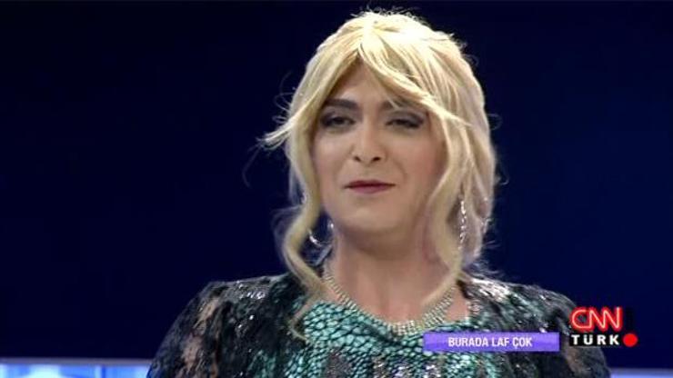Melek Baykal ilk kez Burada Laf Çokta taklit edildi