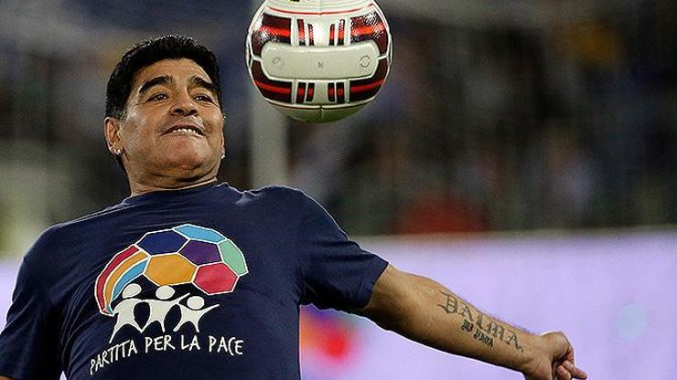 Maradona hem maçta hem de maçtan sonra döktürdü