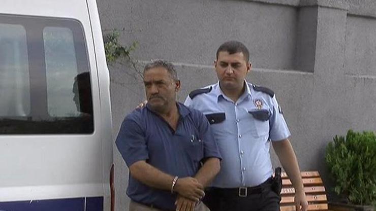 Avcılarda üst geçidi yıkan tankerin şoförü tutuklandı