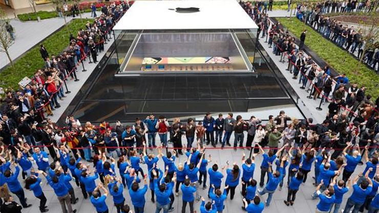 Türkiye ilk iPhone kuyruğuna hazırlanıyor